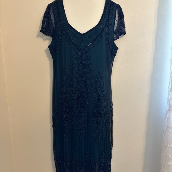 Gatsbylady Roaring 20s Dress - Picture 2 of 10